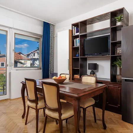 Apartment Helix